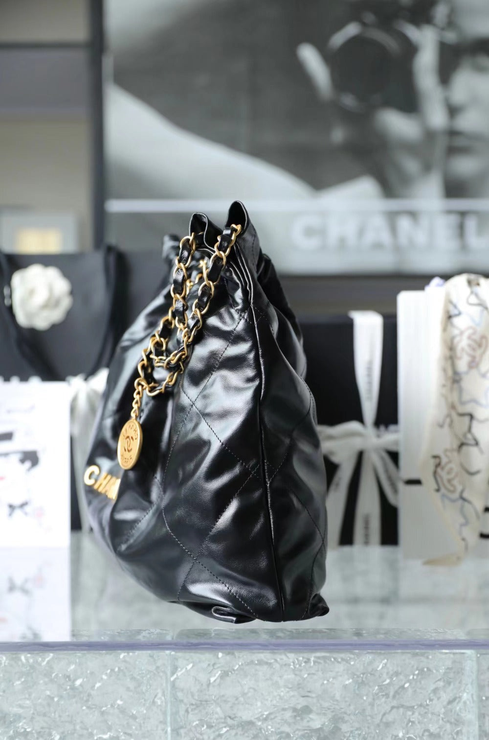 Chanel 22 Shiny Calfskin Small Handbag