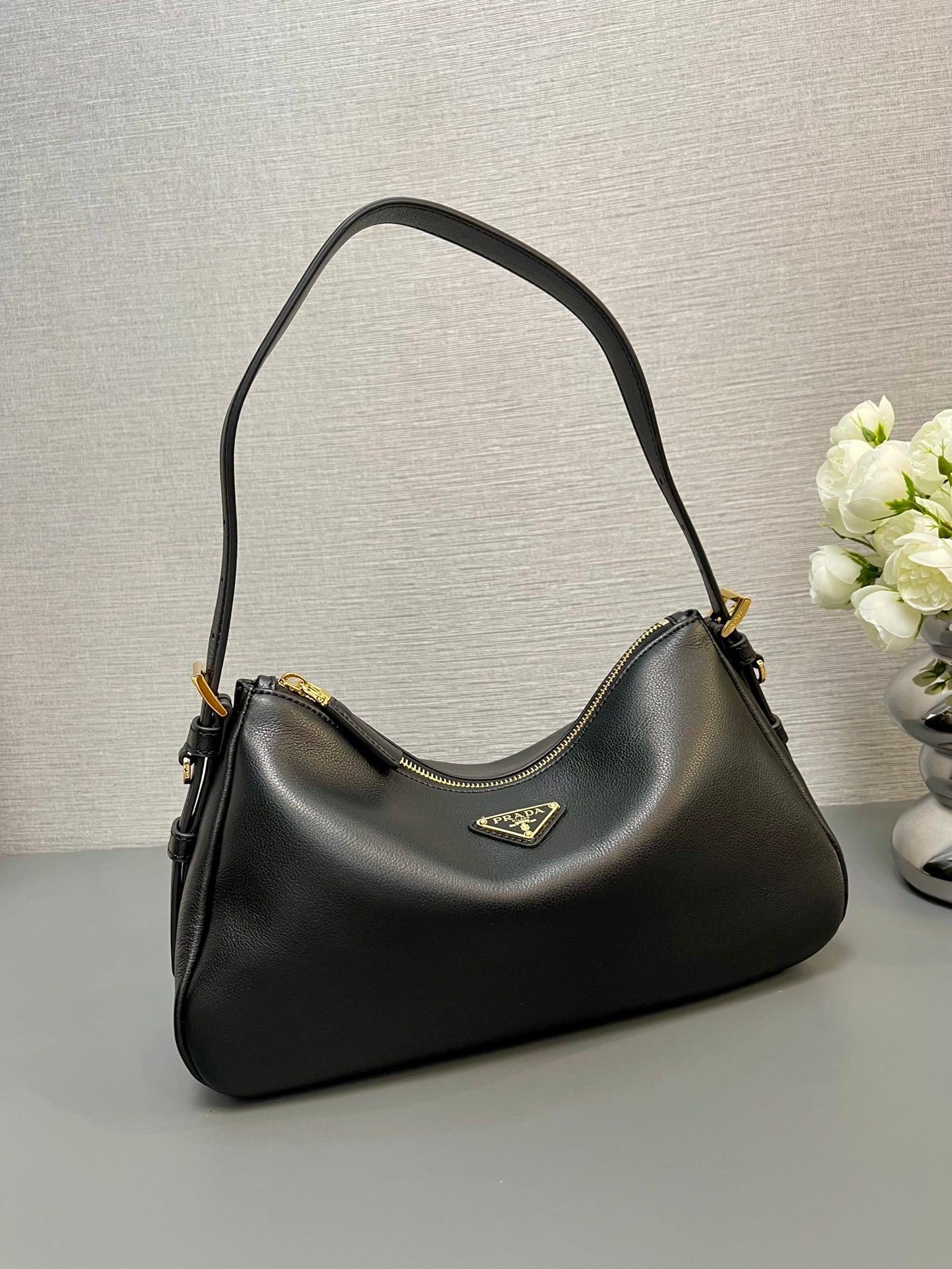Aimee Medium Shoulder Bag
