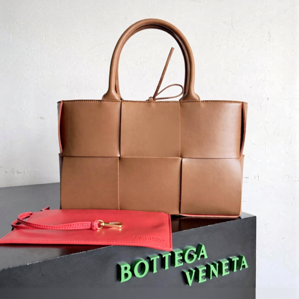 Arco Tote Small Bag