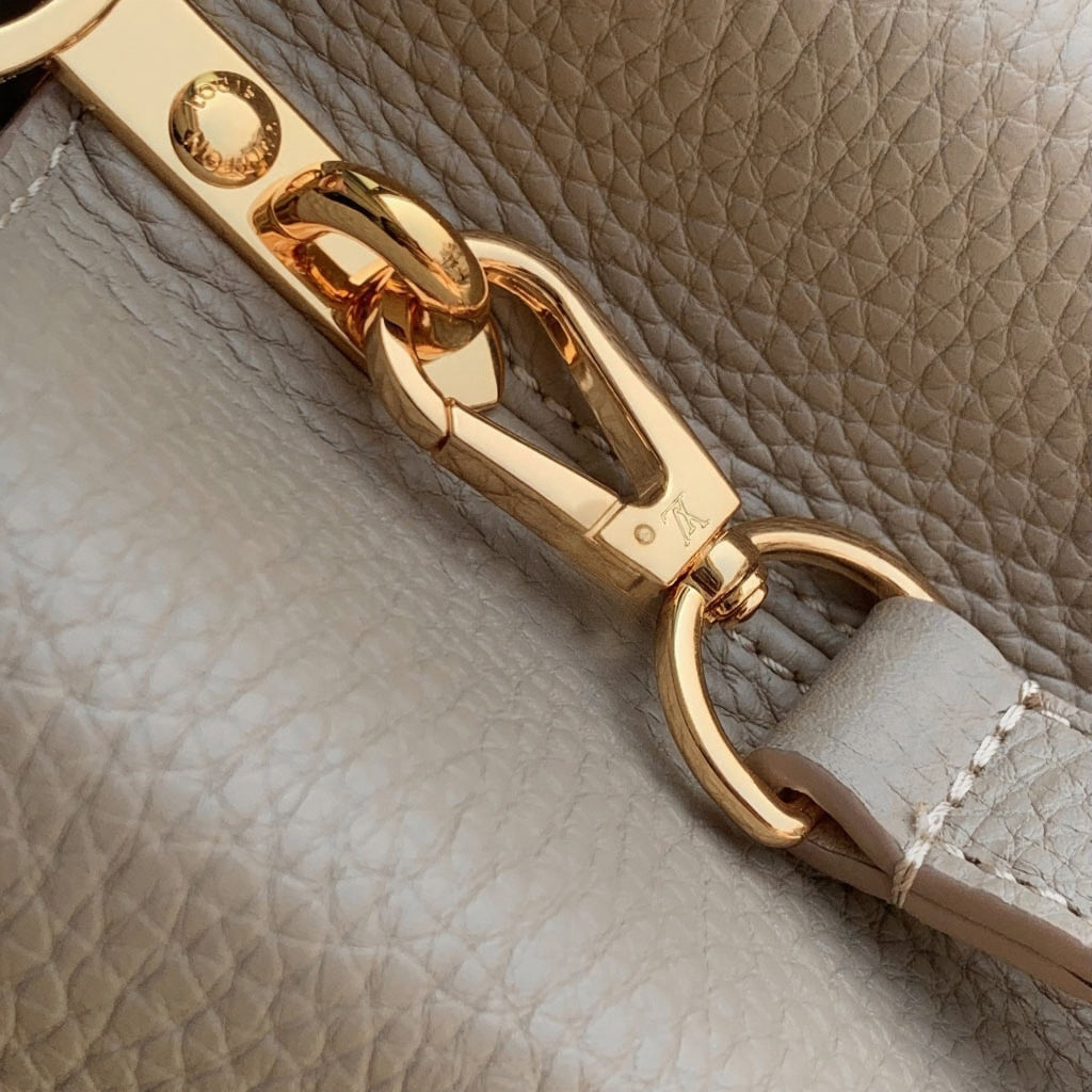 Capucines BB Taurillon Leather Bag