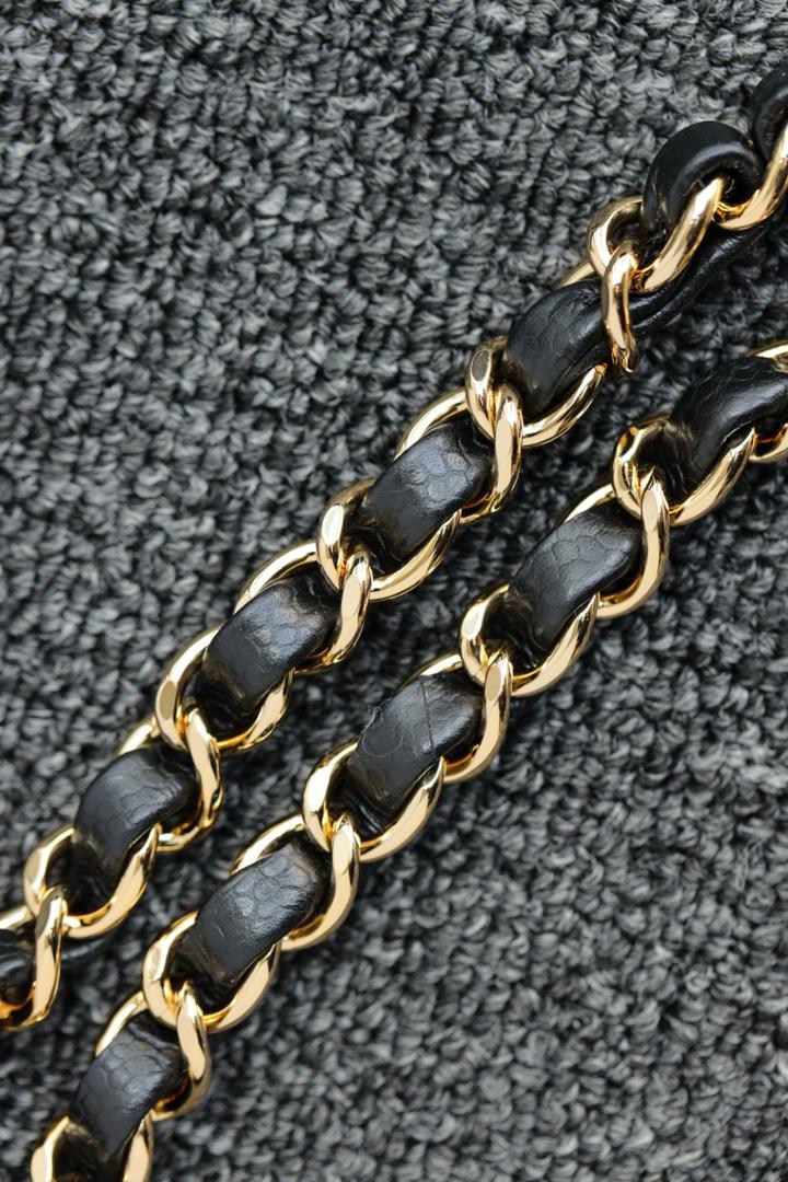 Medium Classic Caviar Double Flap Bag