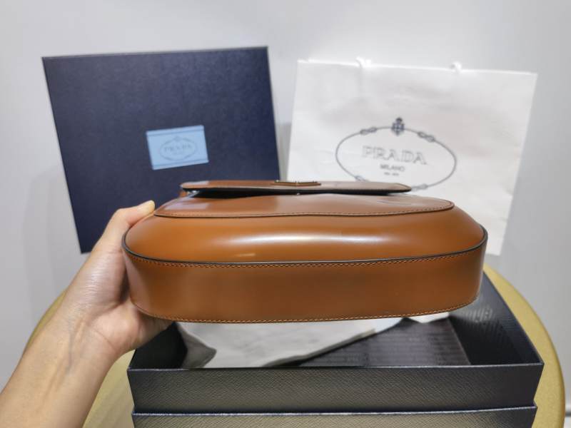 Cleo Medium Shoulder Bag