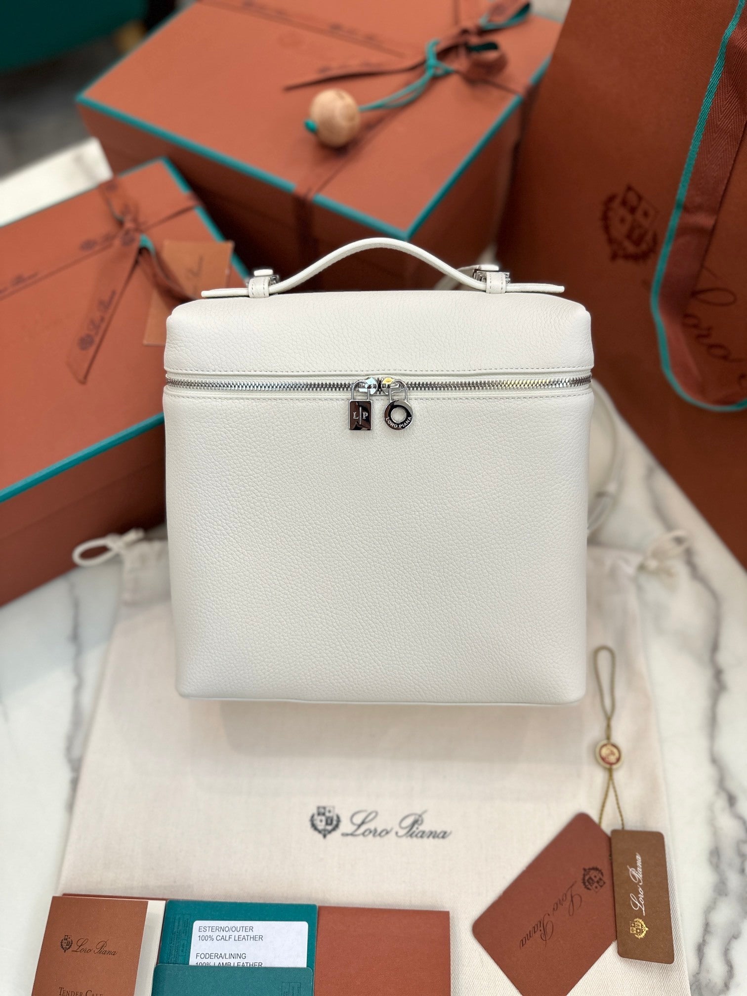 Extra Pocket L23.5 Backpack