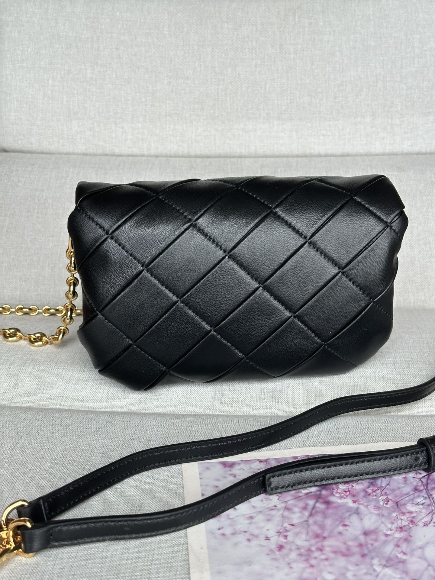 Goya Mini Puffer Crossbody Bag
