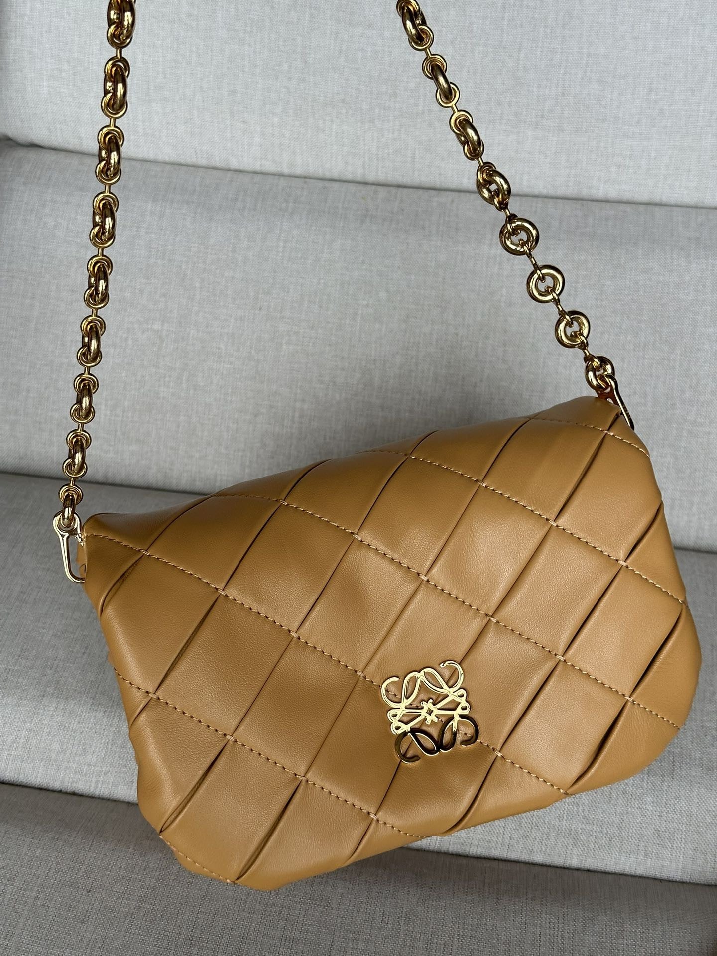 Goya Mini Puffer Crossbody Bag