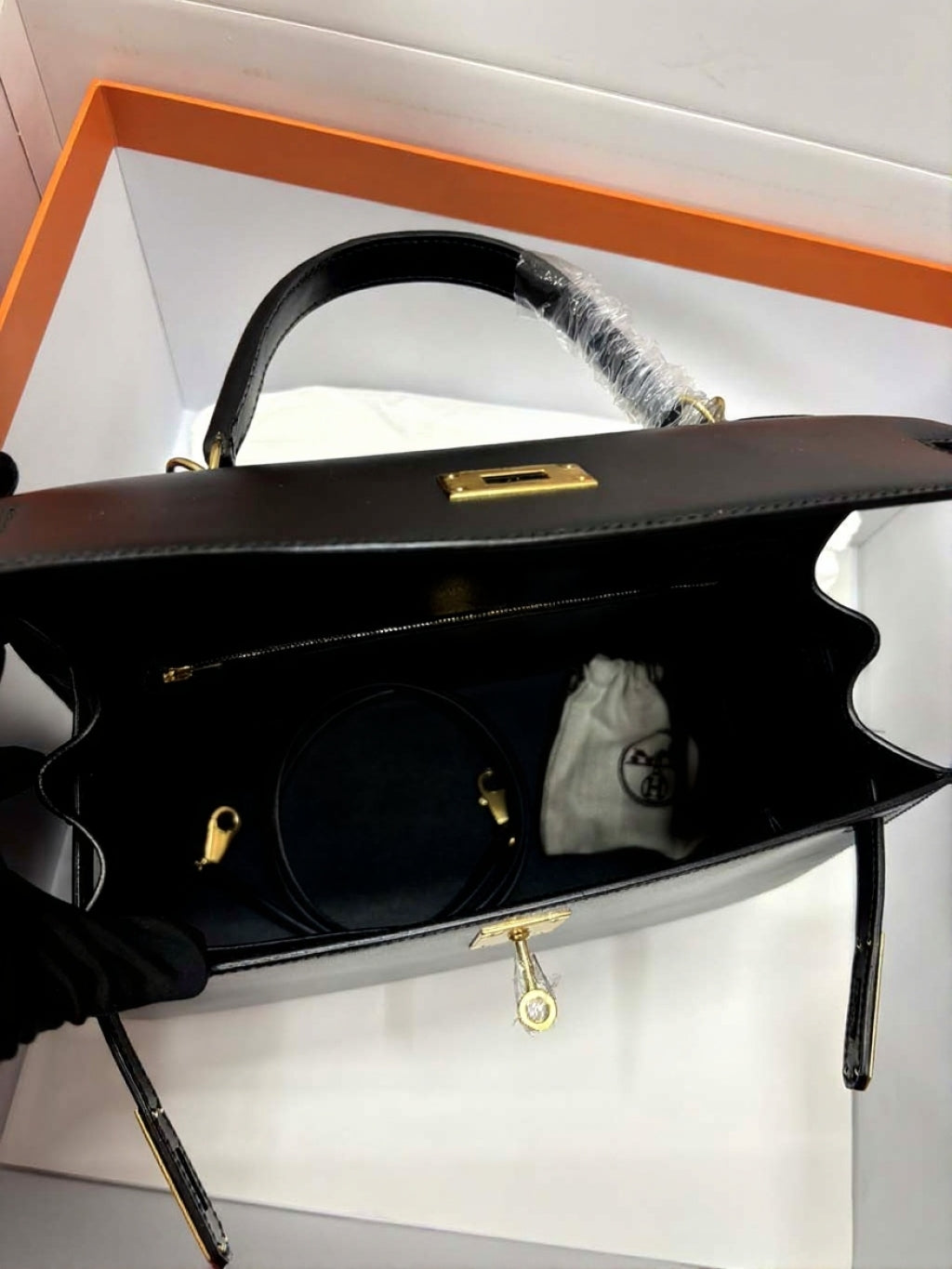 Kelly 32 Handbag
