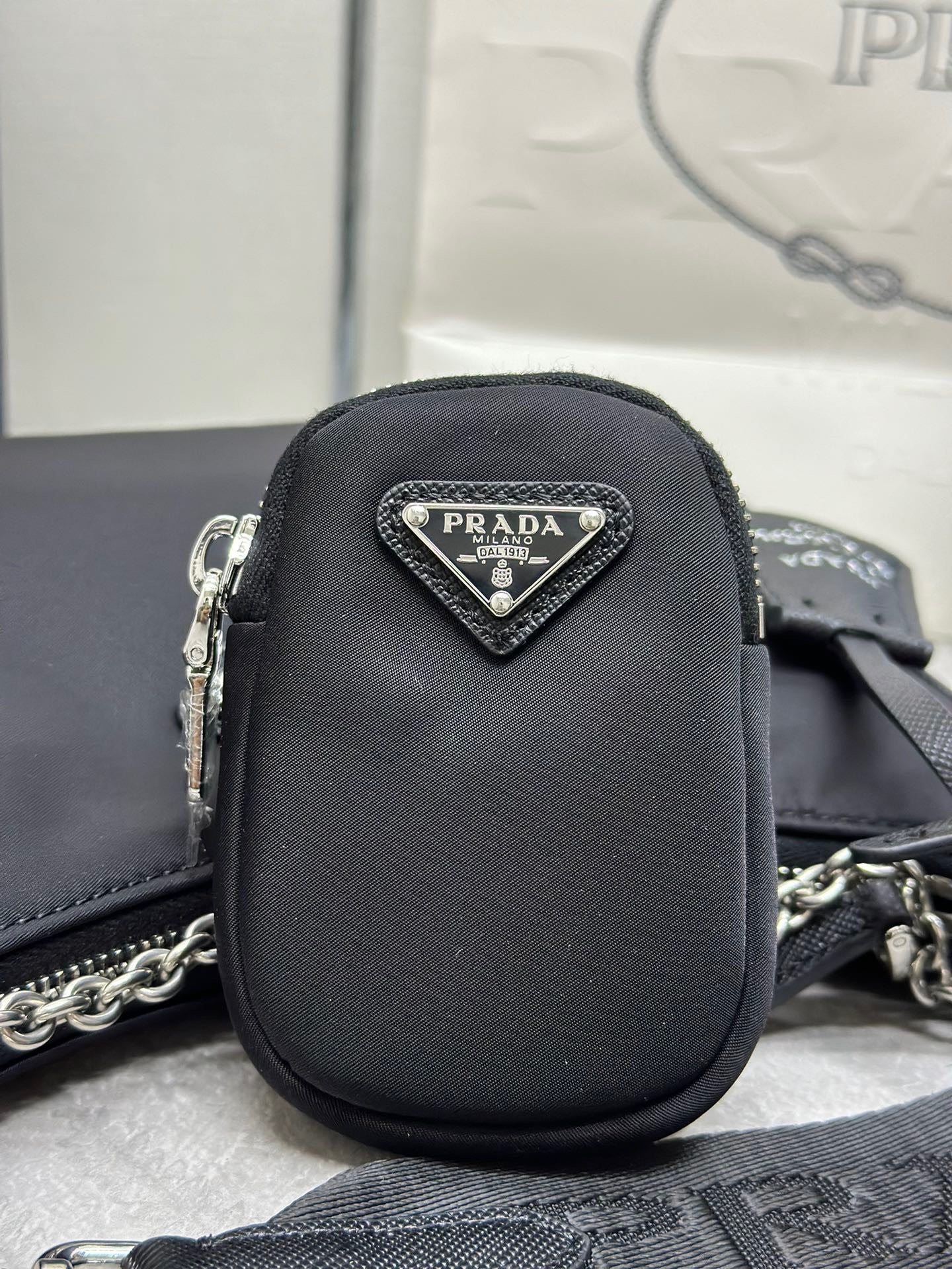 Re-Edition 2005 Mini Nylon Shoulder Bag