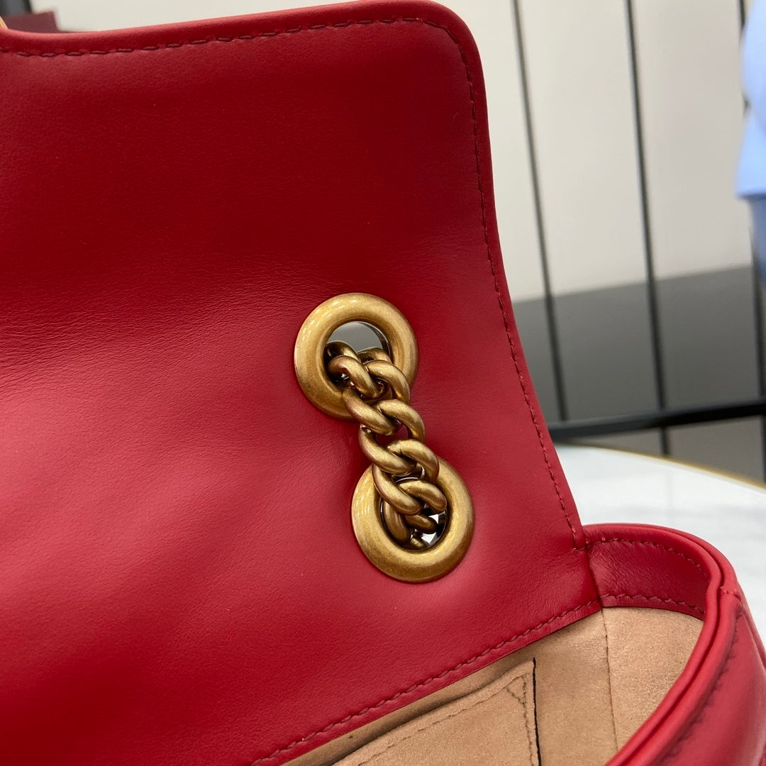 GG Marmont Small Shoulder Bag