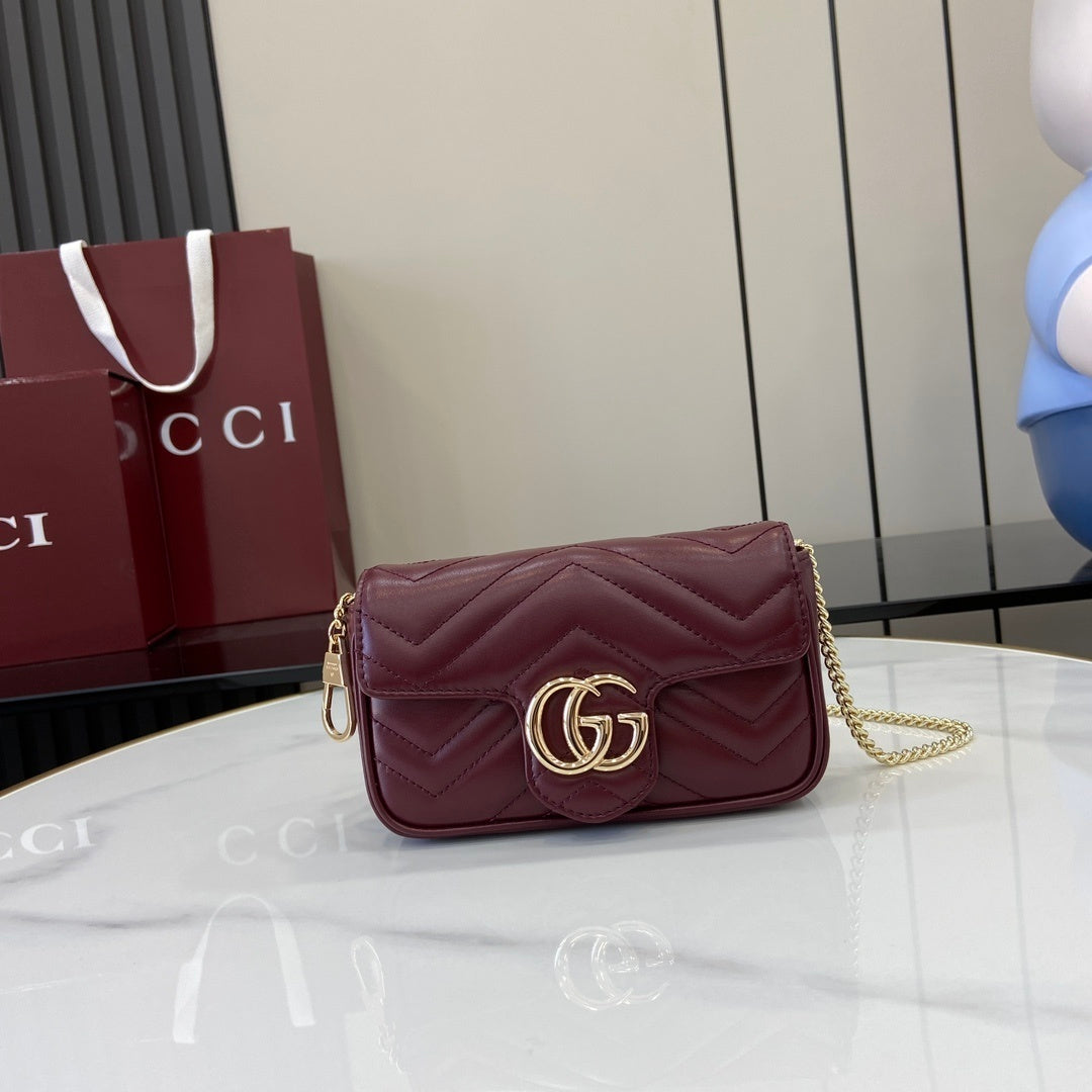 GG Marmont Mini Shoulder Bag