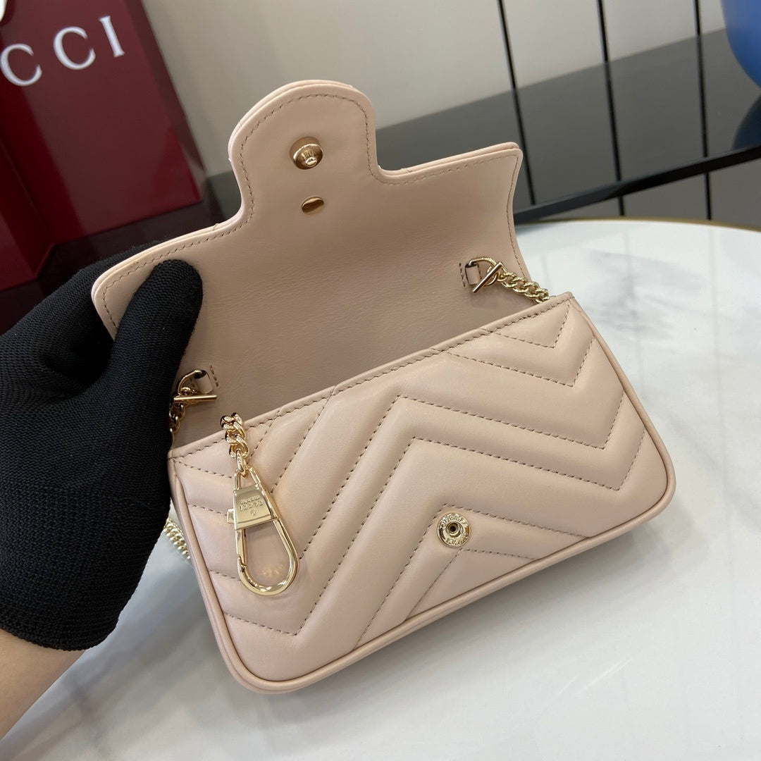 GG Marmont Mini Shoulder Bag