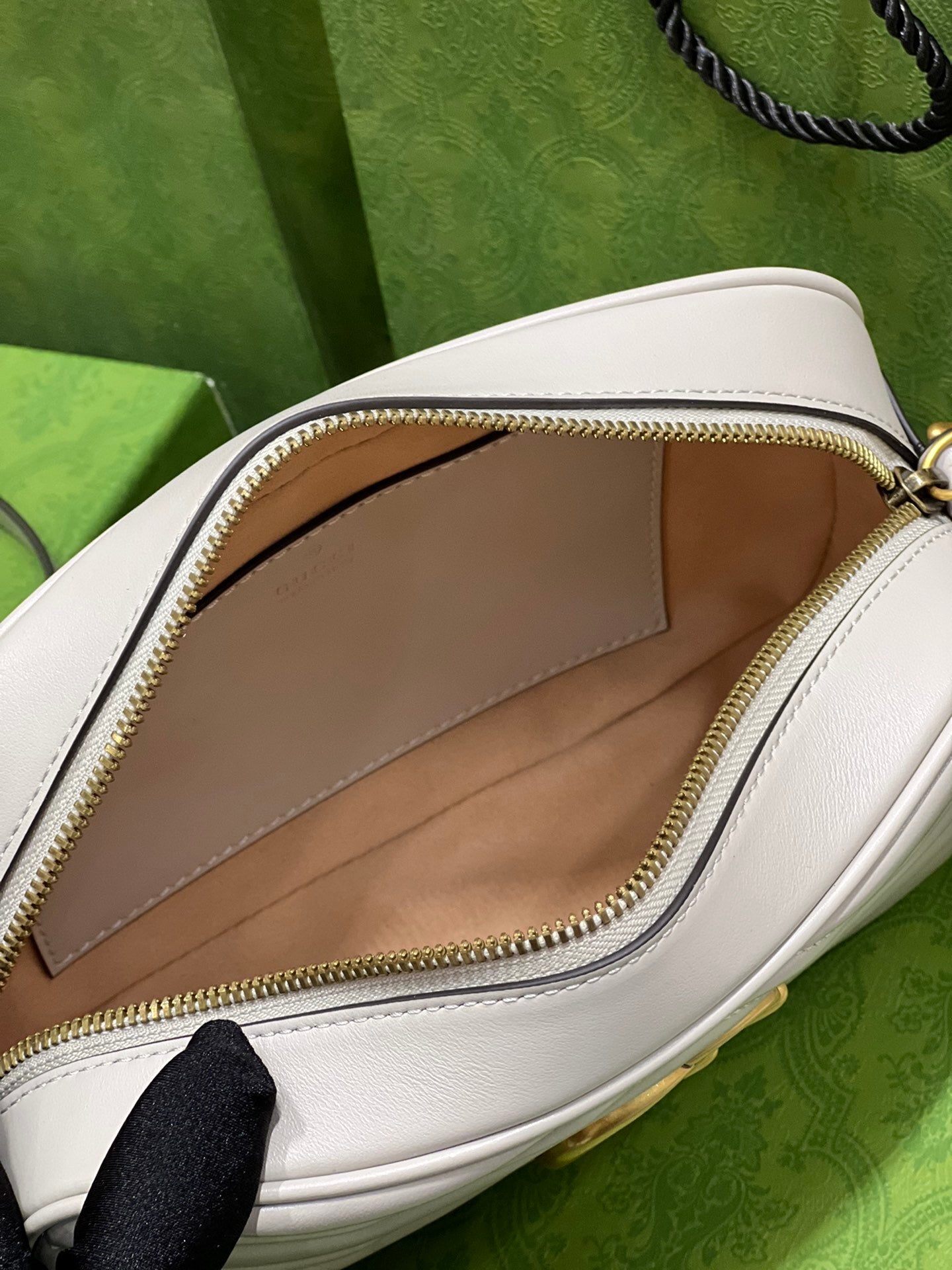 GG Marmont Mini Camera Bag