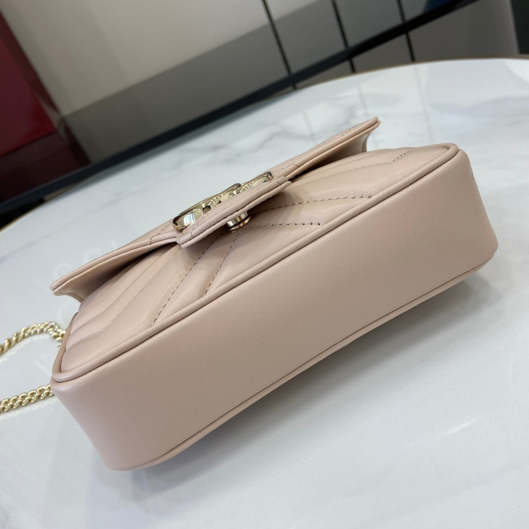 GG Marmont Mini Shoulder Bag