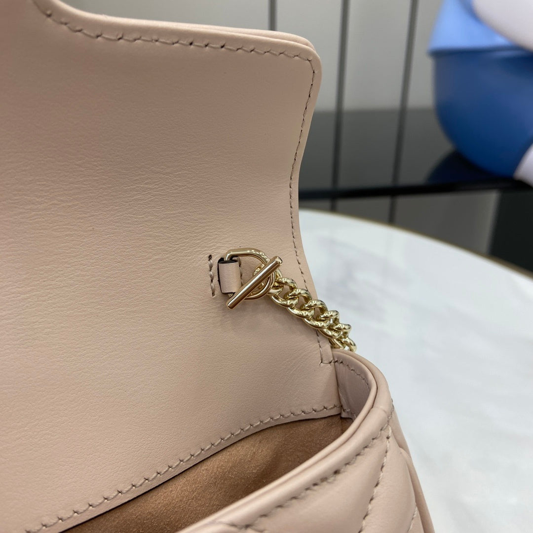 GG Marmont Mini Shoulder Bag