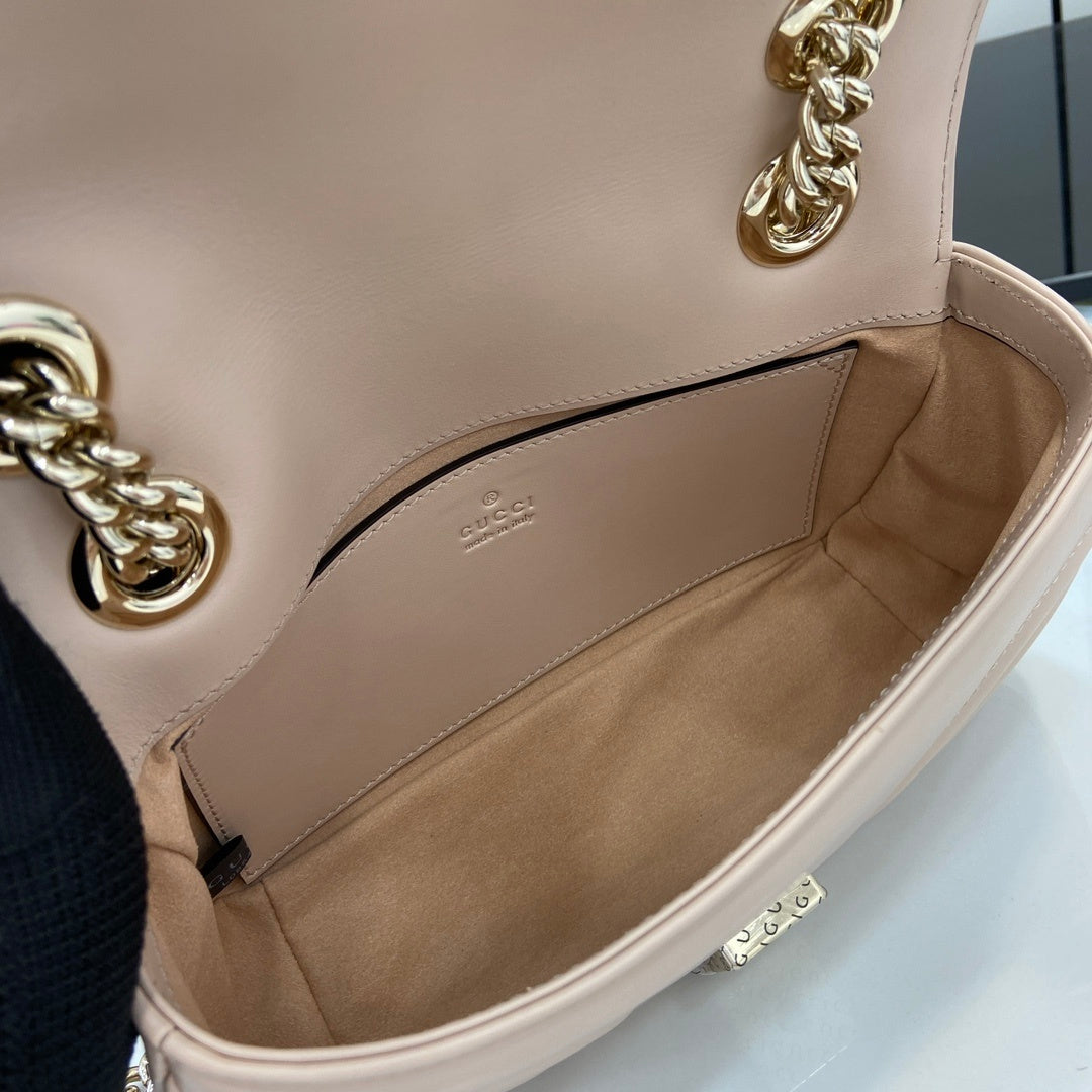 GG Marmont Small Shoulder Bag