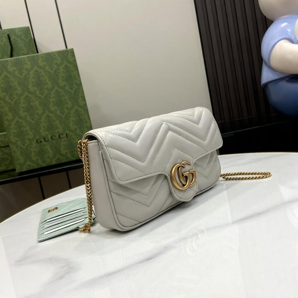 GG Marmont Small Shoulder Bag with Matching Card Holder
