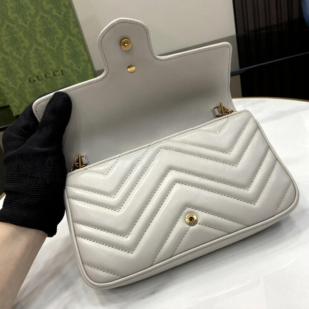 GG Marmont Small Shoulder Bag with Matching Card Holder