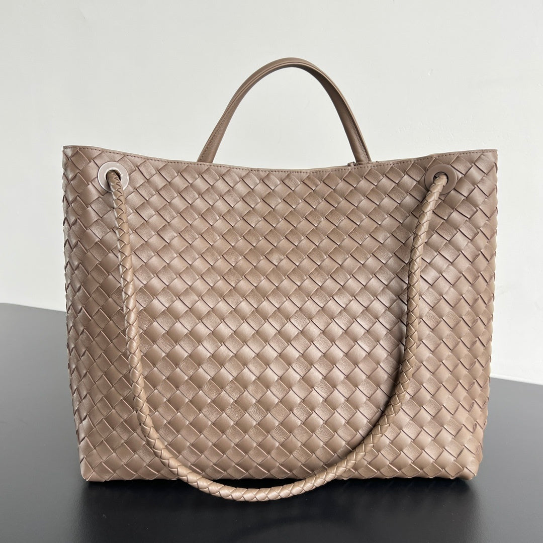 Andiamo Large Handbag