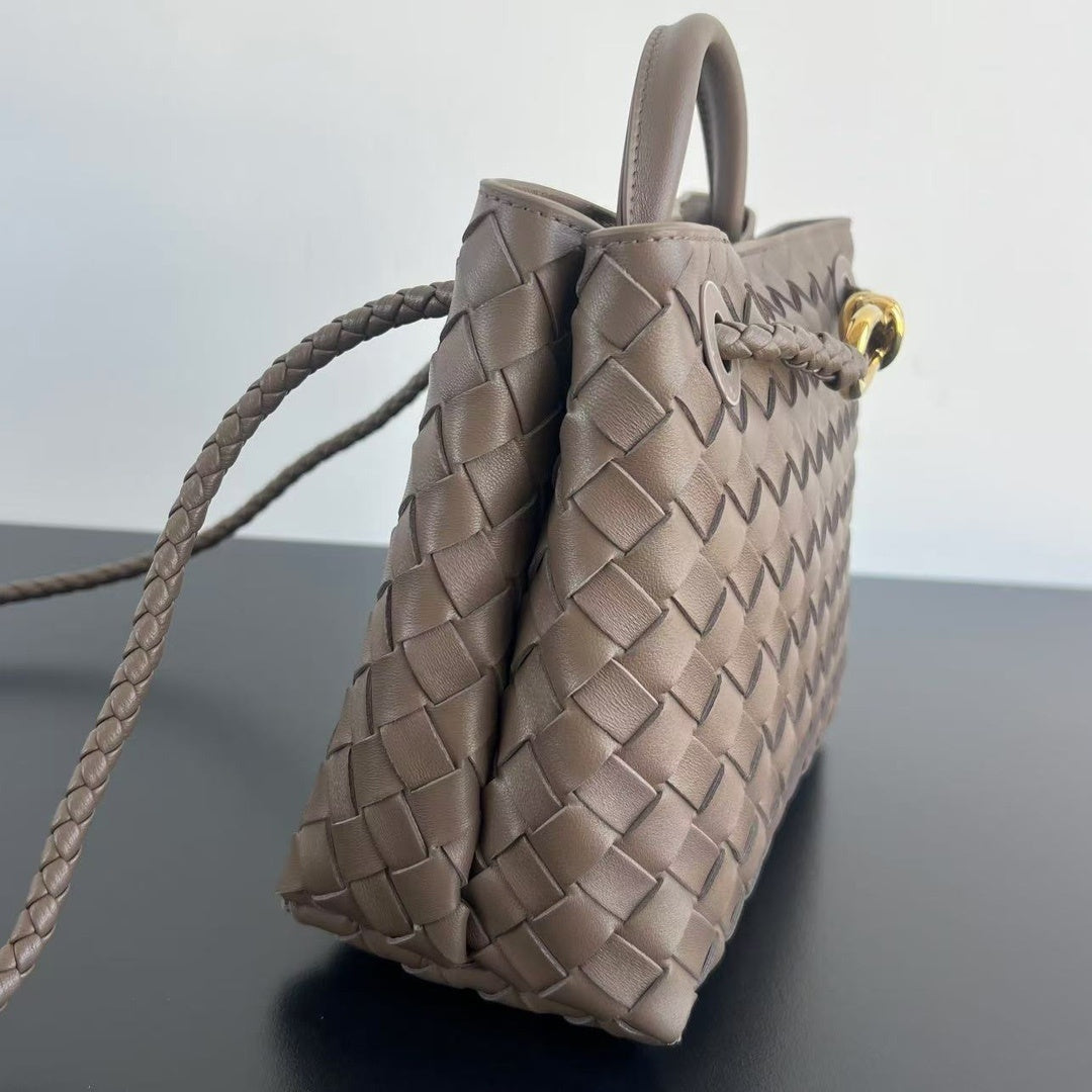 Andiamo Medium Handbag