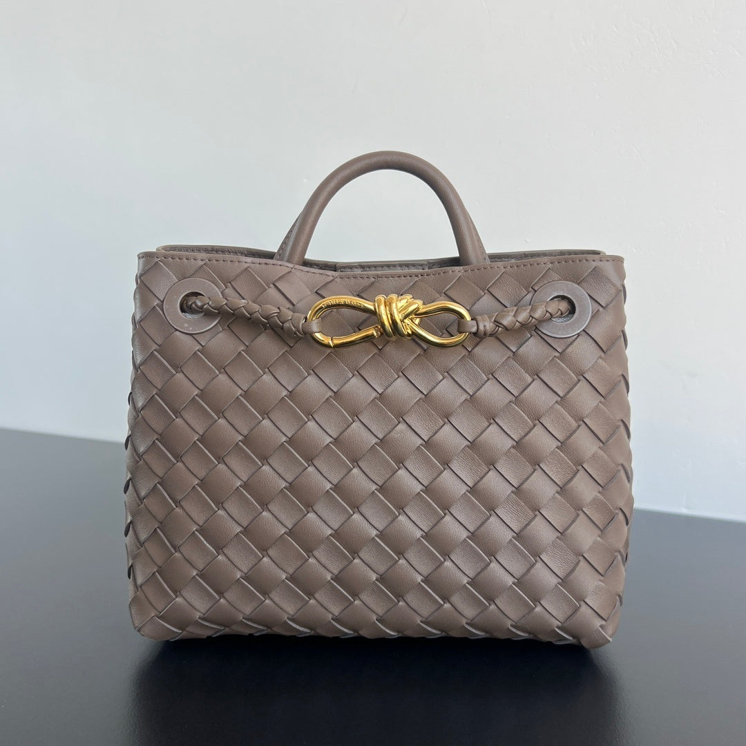 Andiamo Medium Handbag