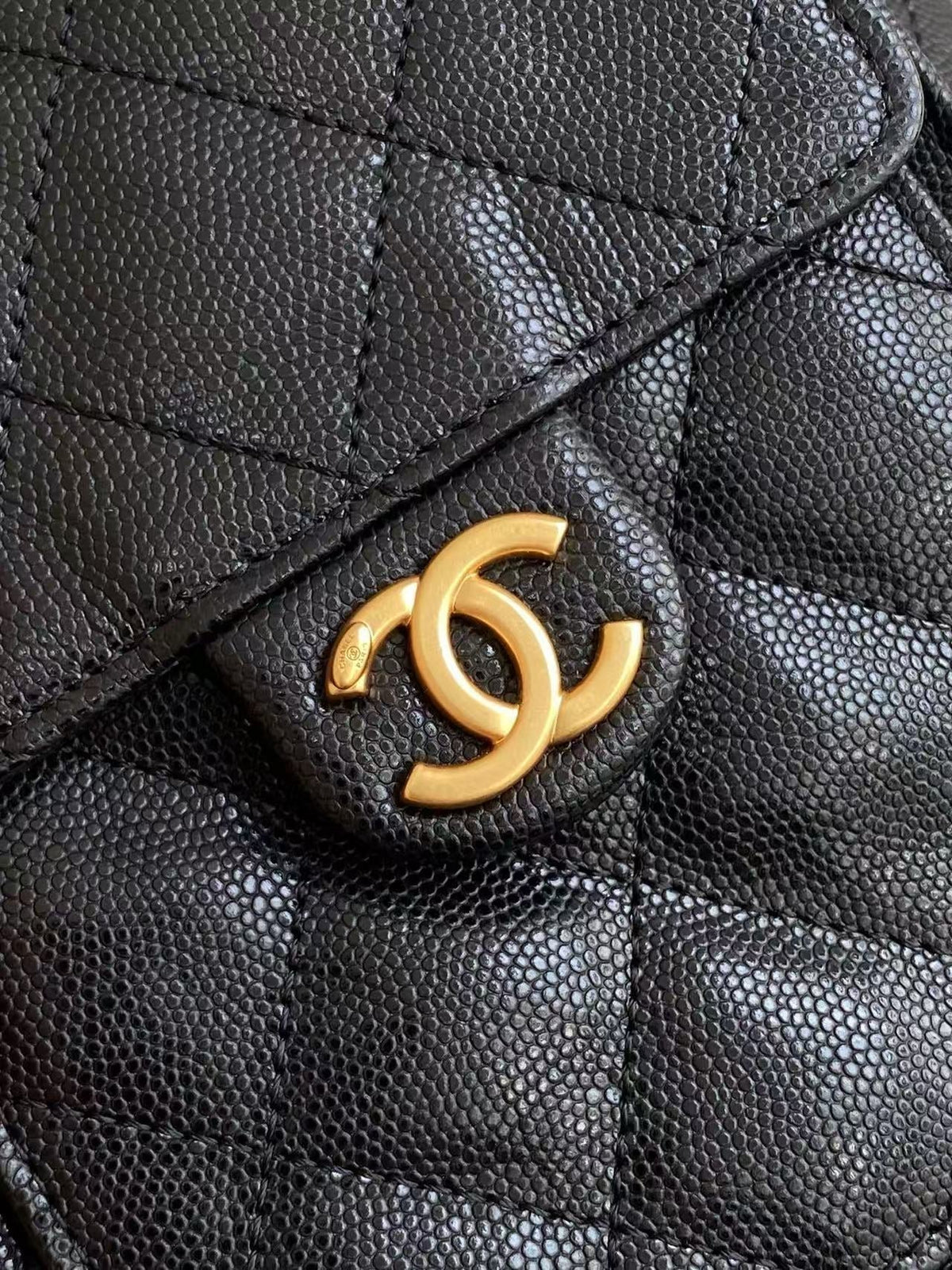Chanel 25 Small Caviar Handbag