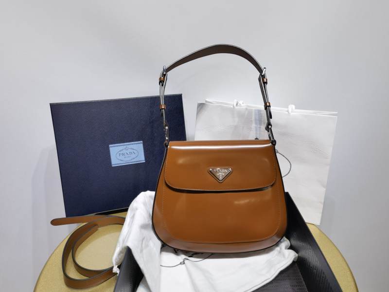 Cleo Medium Shoulder Bag