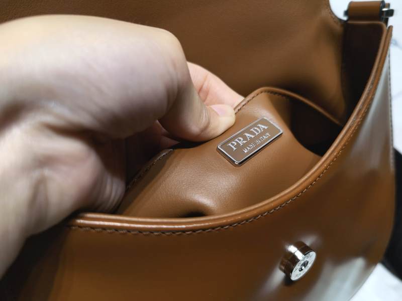 Cleo Medium Shoulder Bag