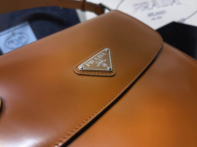 Cleo Medium Shoulder Bag