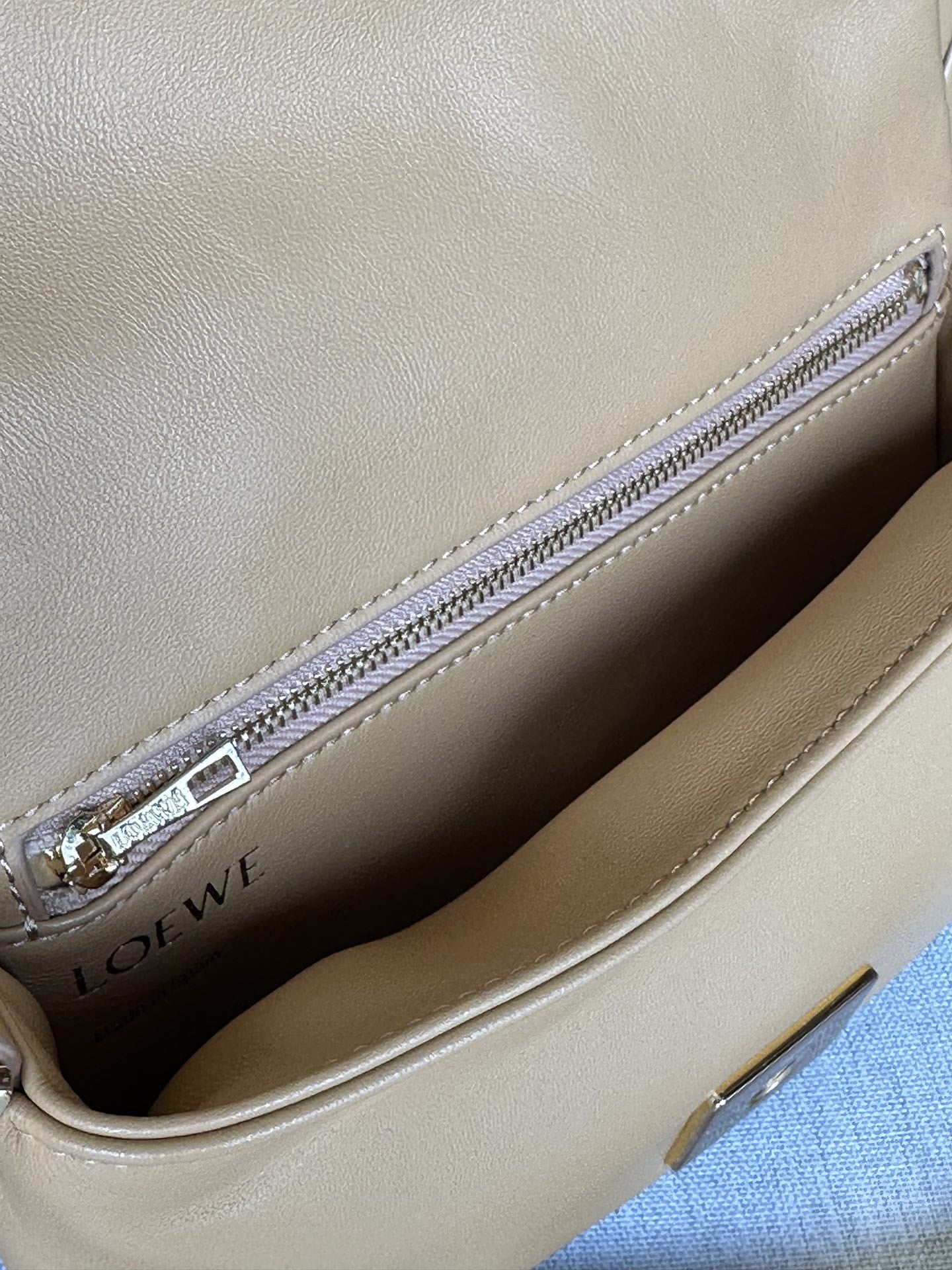 Goya Mini Puffer Crossbody Bag