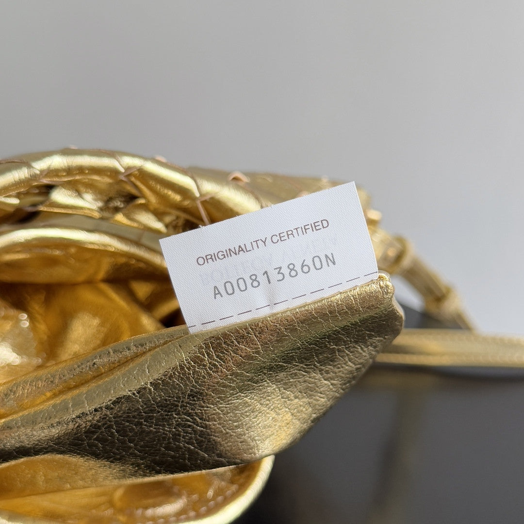 Hop Mini Shoulder Bag