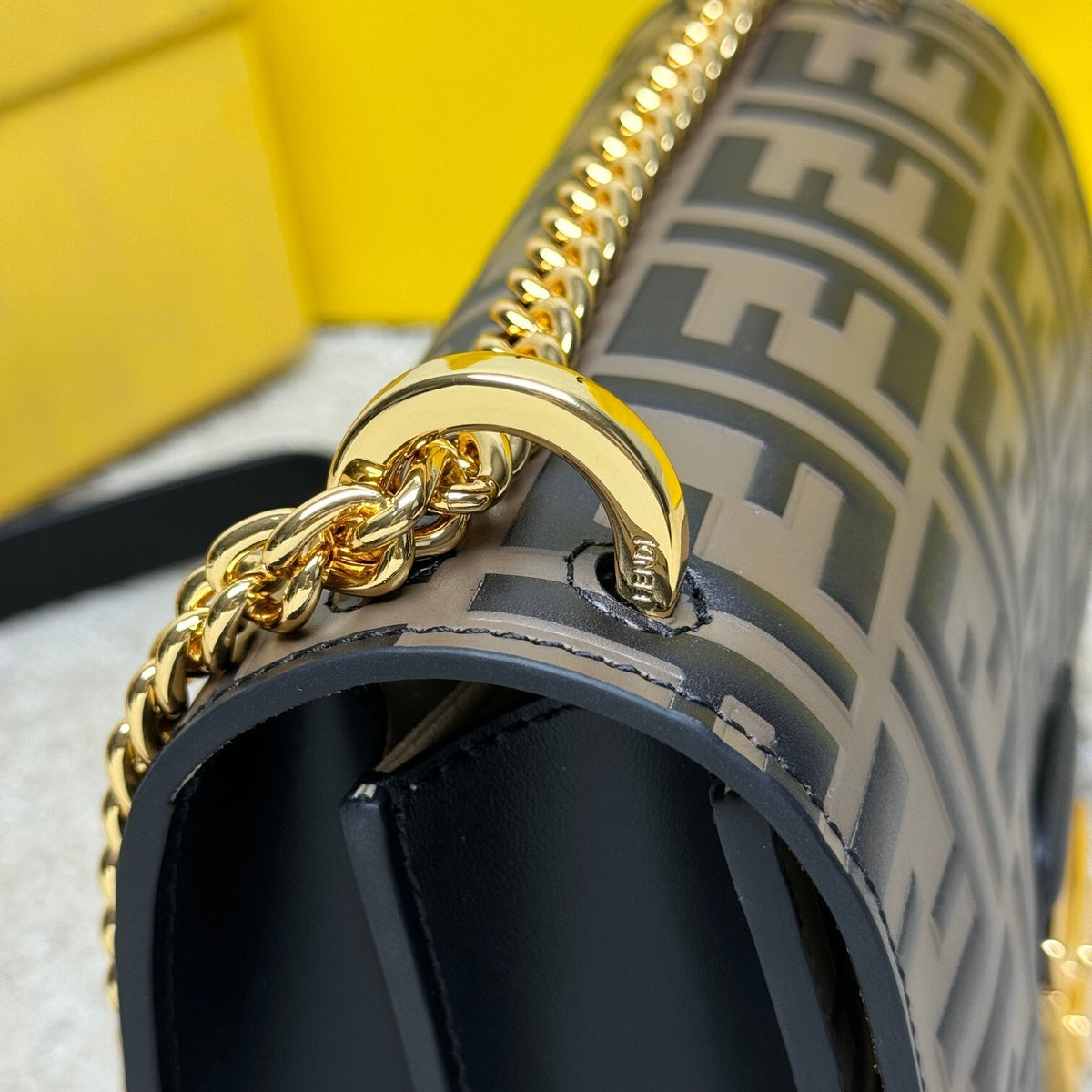 Kan I Small Shoulder Bag