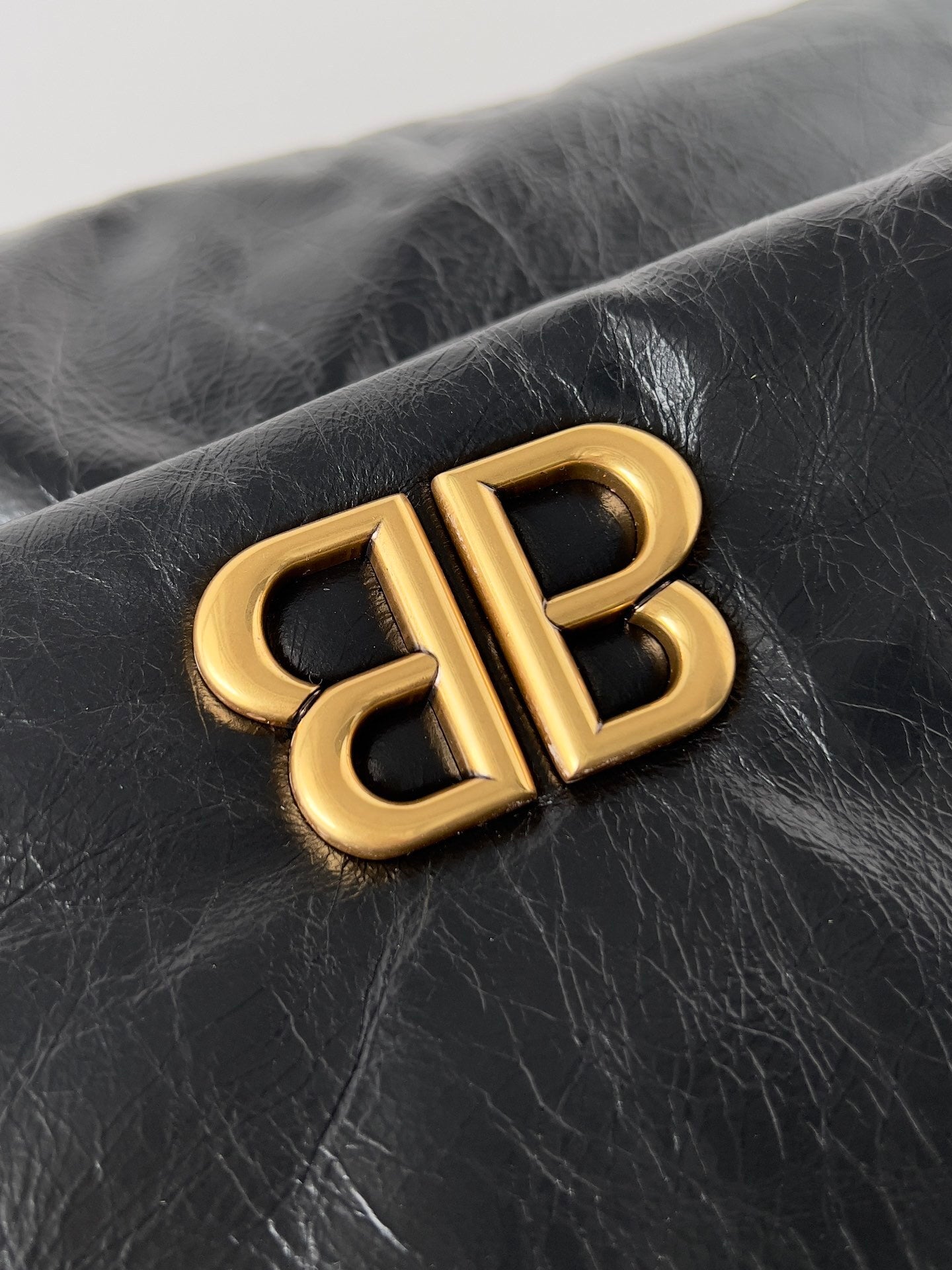 Monaco Medium Shoulder Bag