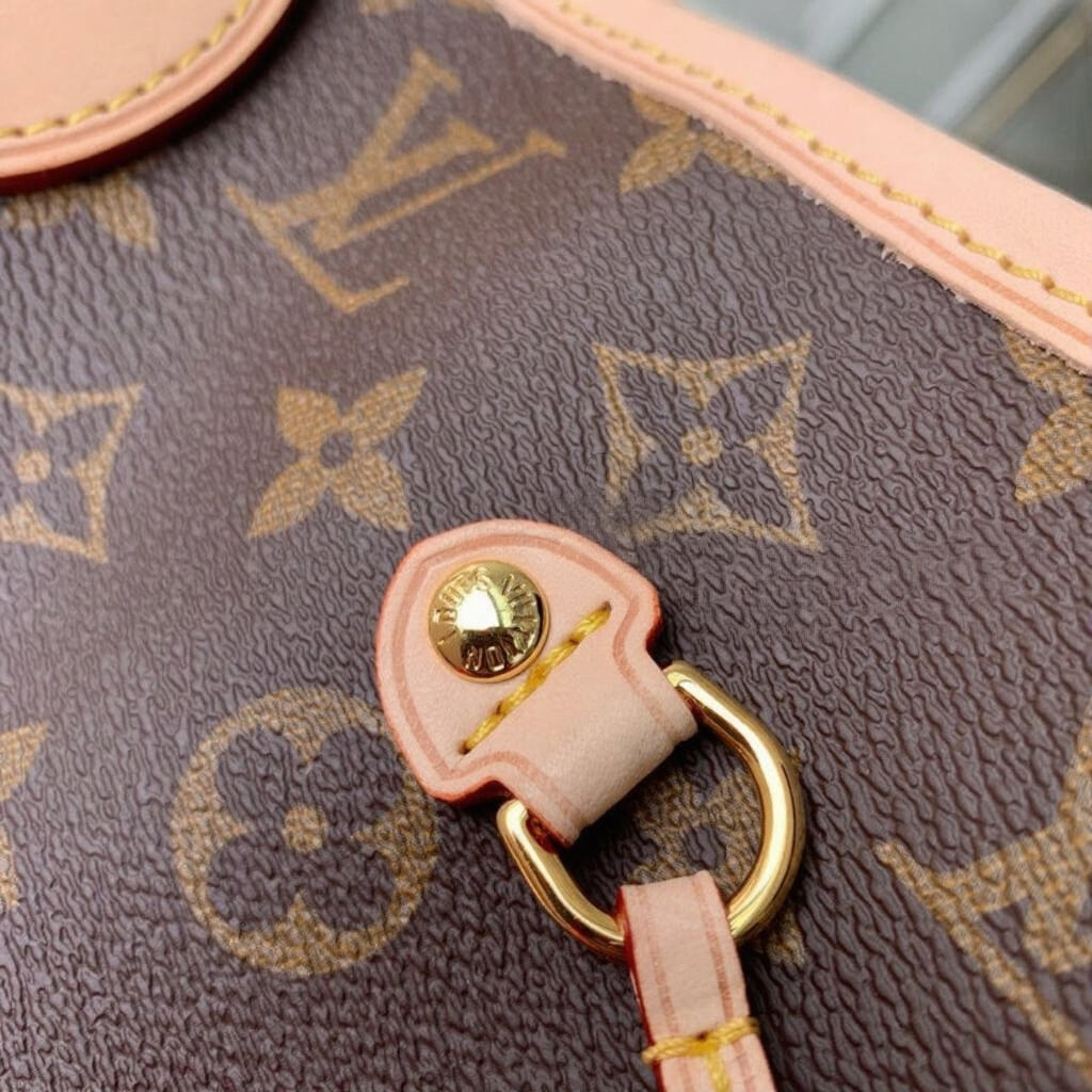 Neverfull Monogram Canvas Bag