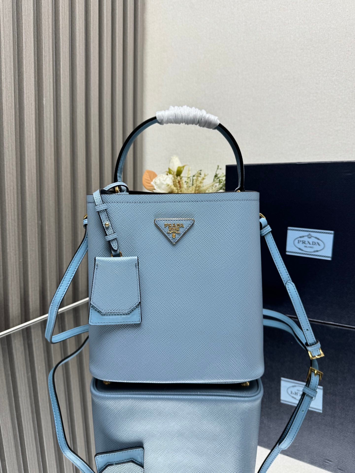 Panier Medium Bucket Bag