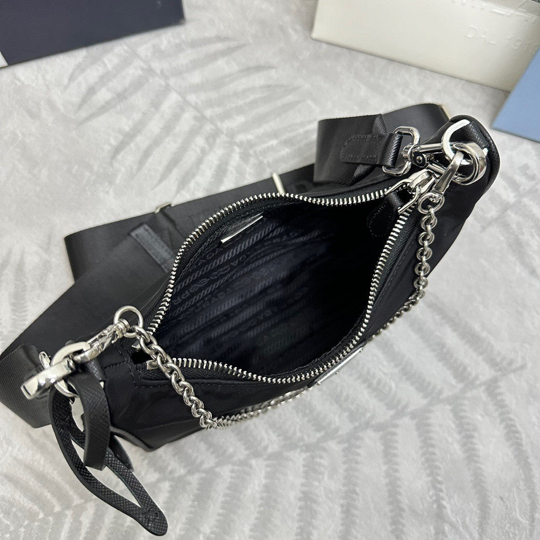 Re-Edition 2005 Mini Nylon Shoulder Bag