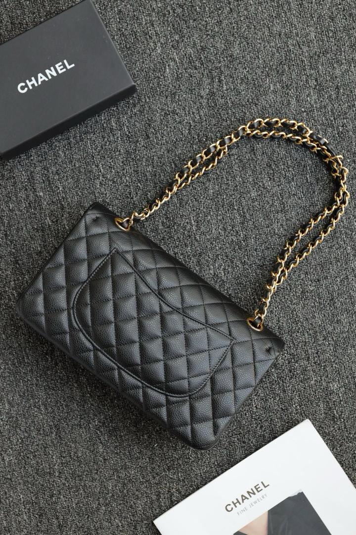 Medium Classic Caviar Double Flap Bag