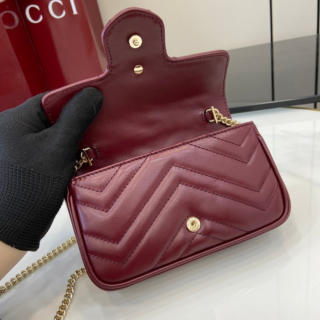 GG Marmont Mini Shoulder Bag