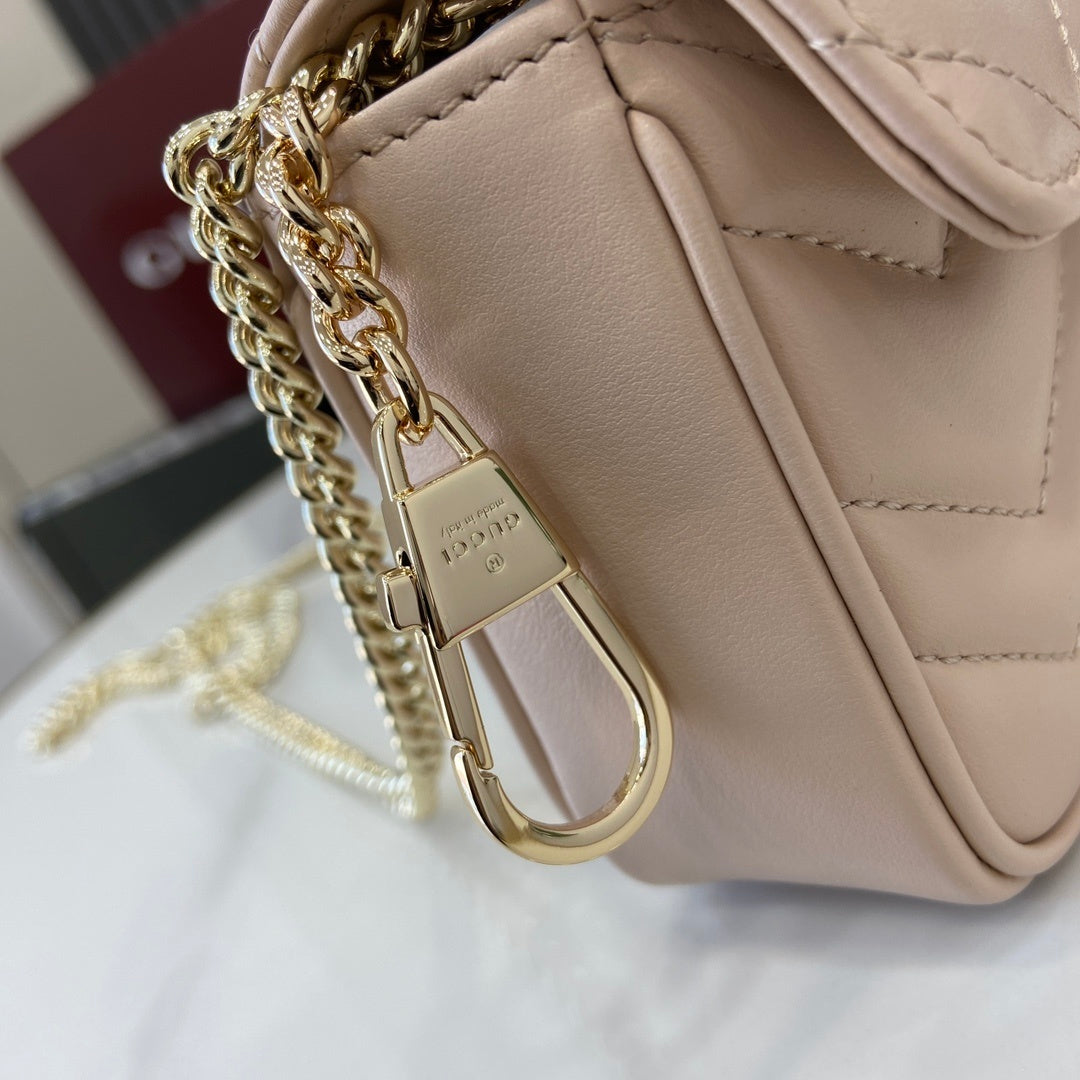 GG Marmont Mini Shoulder Bag