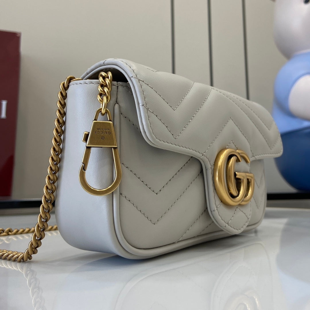GG Marmont Mini Shoulder Bag