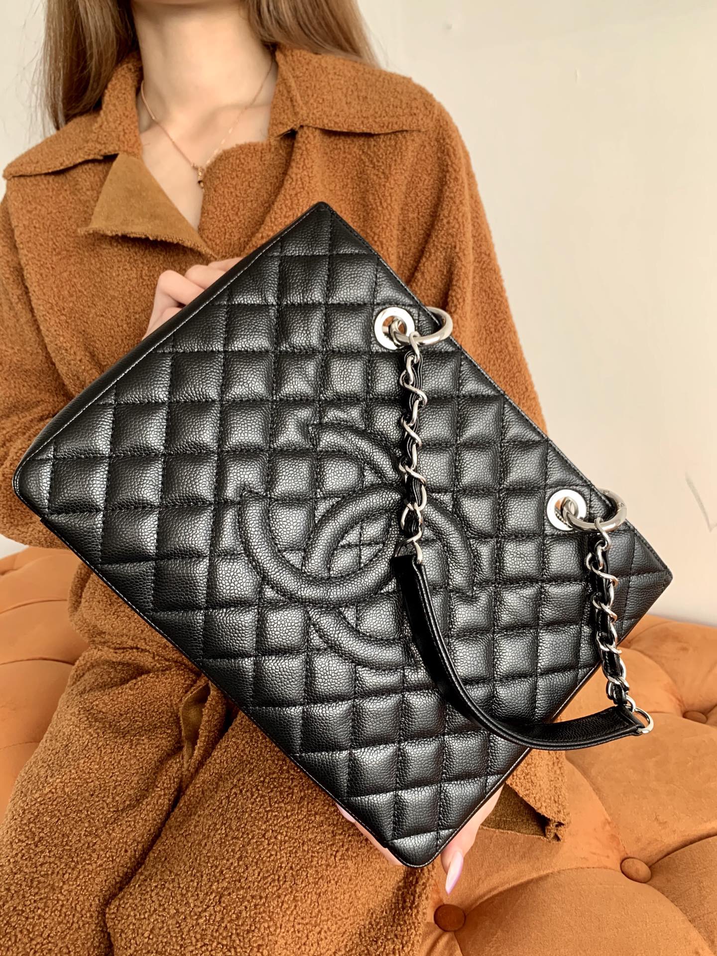 Grand Shopping Tote Bag