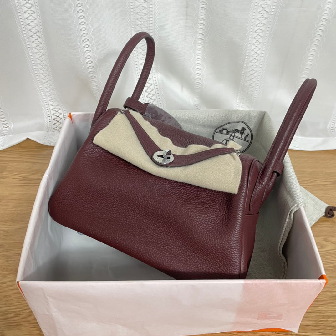 Lindy 26 Handbag