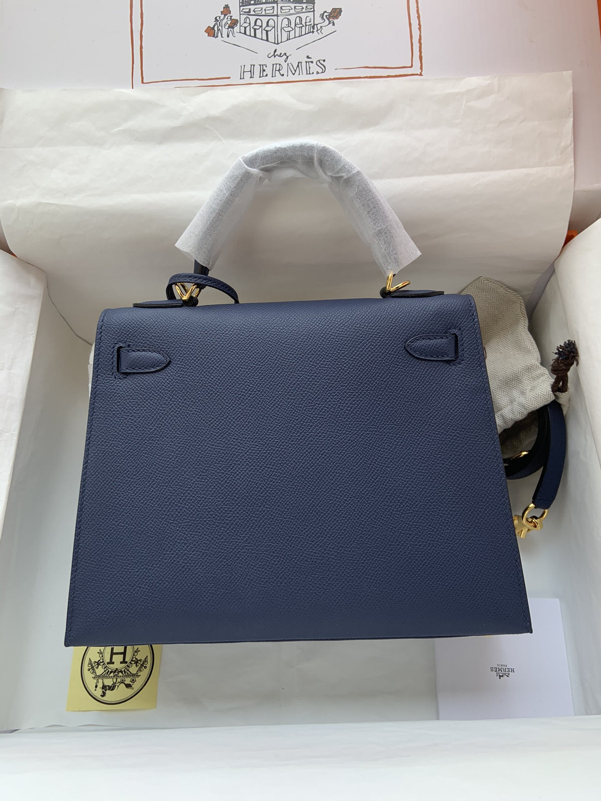 Kelly 28 Handbag