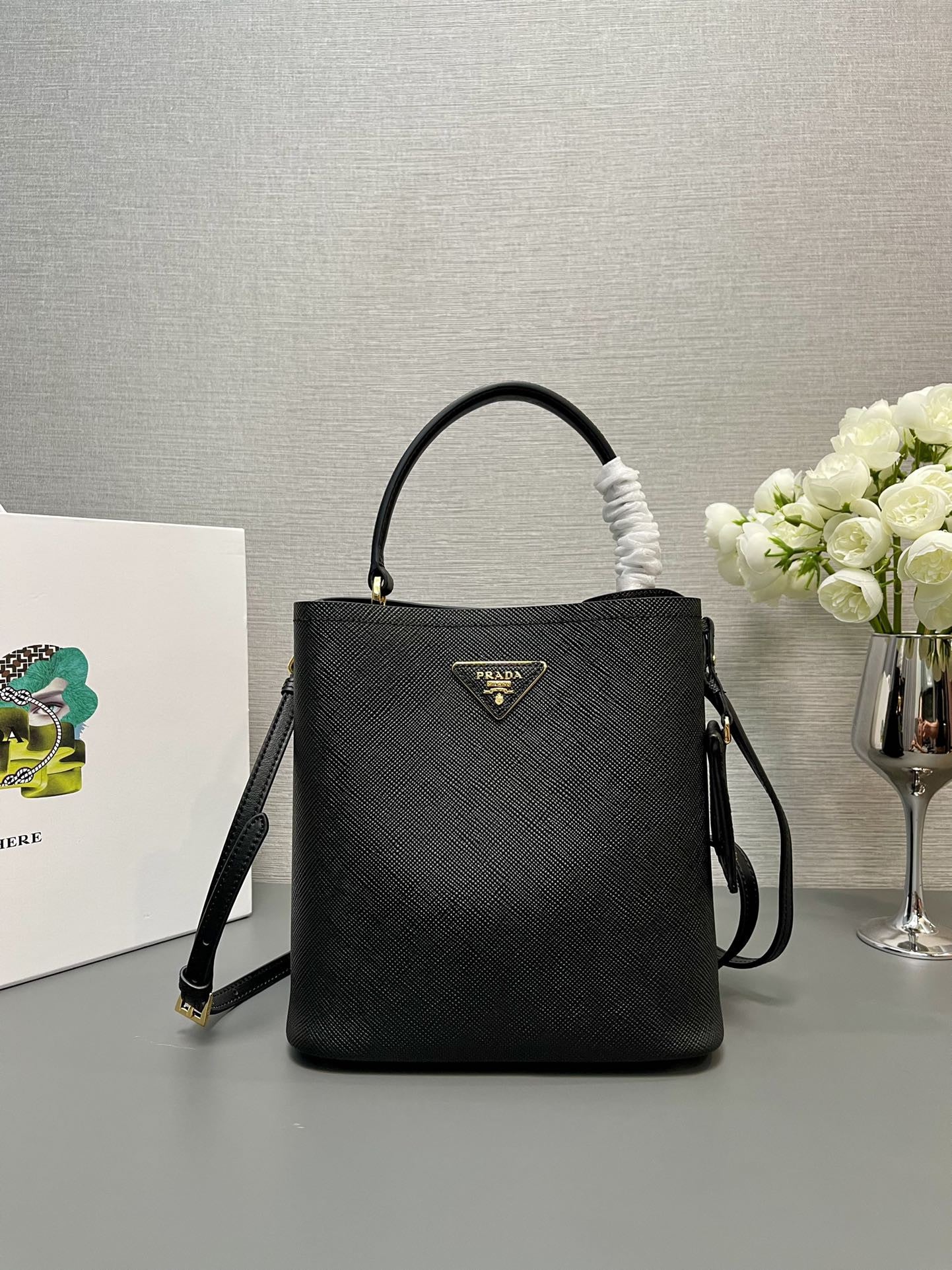 Panier Medium Bucket Bag